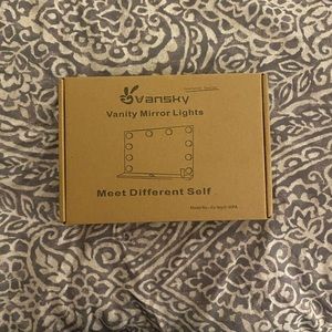 Vanity mirror lights